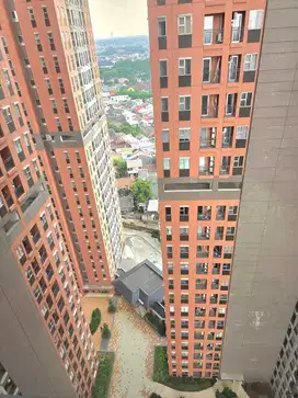 Dijual Apartment Transpark , Tower Jade, lantai 21,  Juanda Bekasi