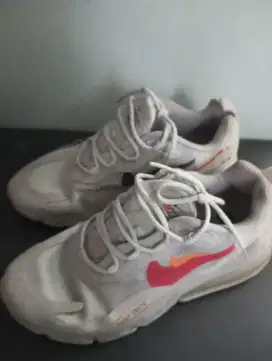 Di jual Sepatu Nike airmax