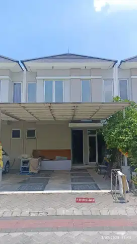Grand Pakuwon Canberra Furnish Interior 2 Lantai Surabaya Barat Tandes