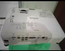 Infocus Epson EB S-300
