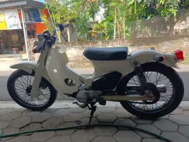 Honda C70 Pitung Tahun 1981