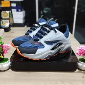 Sepatu sport D*or b22 dan b30 BNIB