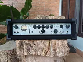 ASHDOWN MAG 300H EVO II 300W Bass Amp Head
