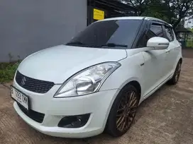 Suzuki Swift 2014 Bensin