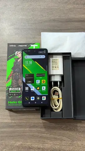 Dijual Infinix Hot 40 pro Black 8+8/256GB Resmi lengkap