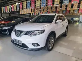 LOW KM MULUS TERAWAT LIKE NEW ! Nissan Xtrail 2.5 AT 2017 Putih