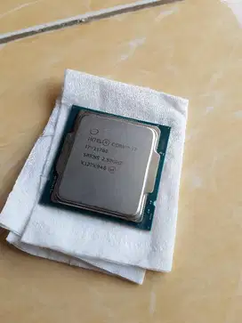 Processor Intel Core i7 11700 16 cpu speed to 4.9Ghz gen 11 UHD 750