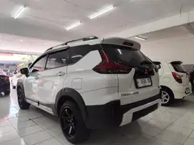 Mitsubishi Xpander Cross  plus 1.5 black edition matic 2020 TDP 55juta