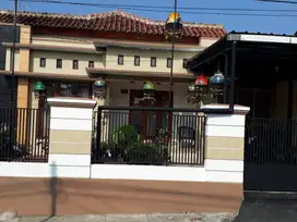 DIJUAL RUMAH ISTIMEWA,KOKOH DAN ASRI DI PUSAT KUNINGAN KOTA