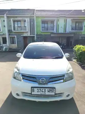 Nissan grand livina xv manual
