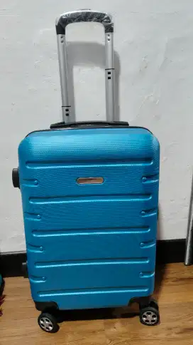 Koper pesawat kabin