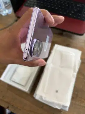 JUAL OPPO RENO 10 PRO 5G 12/256 GB BEKAS SEPERTI BARU KOMPLIT ORGINAL