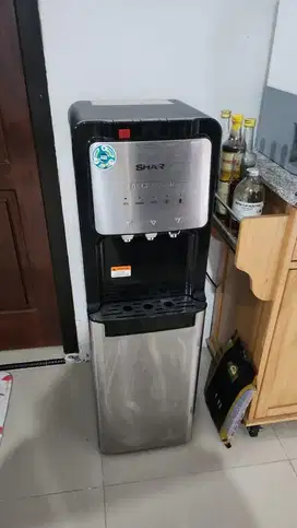 Dijual Dispenser Sharp Galon Air Bawah