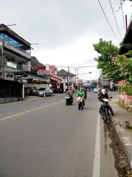 Resto & Kost Aktif Main Road Jatinangor