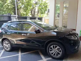 Nissan XTrail 2015 2.5 CVT AT
