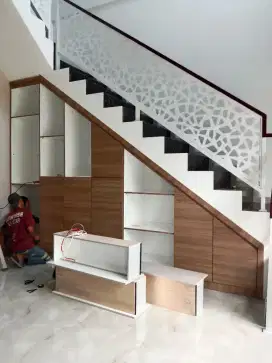 Backdrop TV mewah