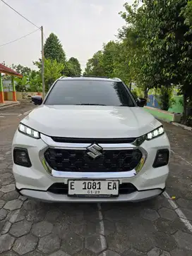SUZUKI GRAND VITARA HYBRID MATIC DUAL TONE TAHUN 2024