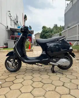 JUAL MURAH VESPA LX 125 IGET FACELIFT 2021 MULUS