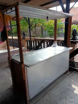 Di jual gerobak bekas angkringan,tanpa roda