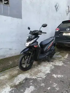 Honda Beat FI Tahun 2015 Good Condition