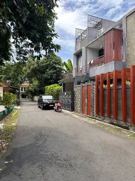 DIJUAL RUMAH 2 LANTAI DI CIPAYUNG KAVLING DKI JAKARTA TIMUR
