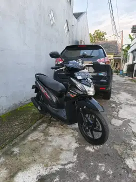 Honda Beat FI Tahun 2015 Kondisi Bagus