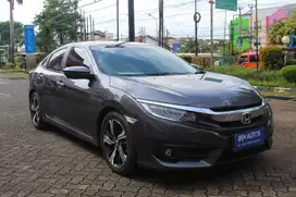 TDP Rendah Honda Civic 1.5 ES Bensin-AT 2016 Hitam C9GED