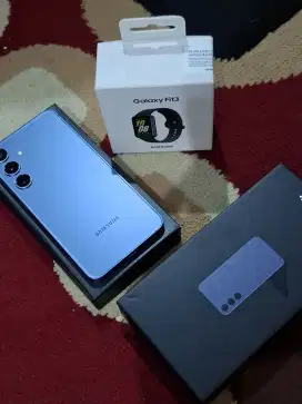 Samsung S24+ 12/256 mulus seperti baru (Free Samsung Fit3 New)