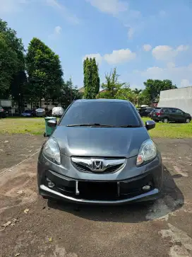 Honda brio abu metalic AT 2014