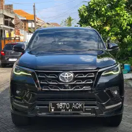 Toyota Fortuner GR 2.8 AT 2022