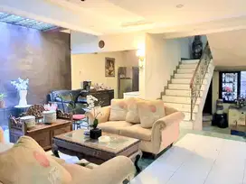 Rumah dijual Dua Lantai Siap Huni Dekat Bintaro XChange Mall Sektor 7