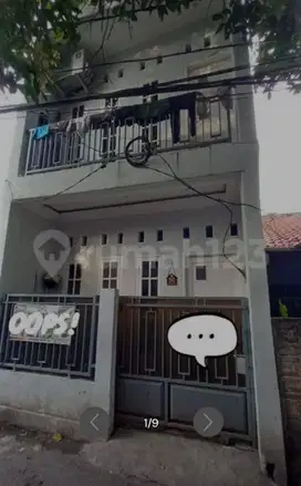 Rumah 2 lantai siap huni akses mobil di condet