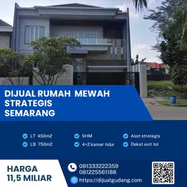 Hunian Elite Graha Padma Semarang – Rumah Mewah 450m², Garasi