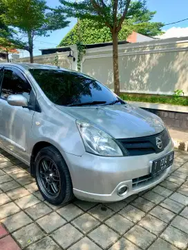 Nissan grand livina XV 1.5 2012 MT