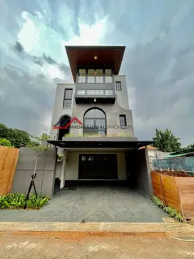 Rumah Baru dalam Town House di Simatupang