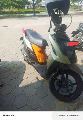 Xride 2017 warna gold
