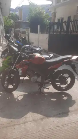 Dijual murah BU motor vixion tahun 2013