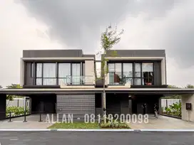 Dijual rumah mewah Belmont Palm Court Lippo Village Karawaci
