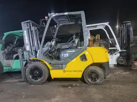 Forklift Komatsu 2,5 Ton,Manual,3 Meter,FD25-17,Tahun 2015