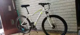 Sepeda mtb ukuran 26 alloy cakram