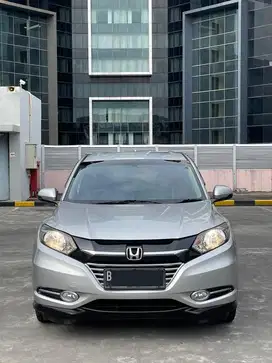 Barang bagus ! Honda HR-V 1.5 E CVT