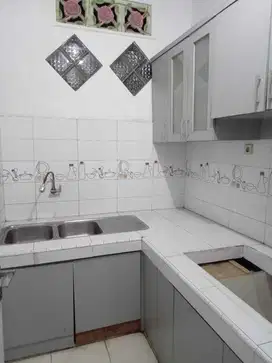 DIJUAL CEPAT RUMAH DI  JL. PALEM 1 DUTA GARDEN