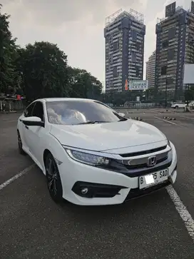 HONDA CIVIC 1.5 Turbo ES Sedan 2018 AT