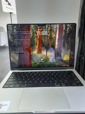 Macbook pro 2021 16/512gb (M1)