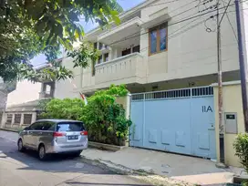 Rumah Mewah 220m² Strategis Manahan Solo Kota