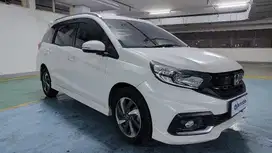 TDP Rendah Honda Mobilio 1.5 RS Bensin-MT 2018 Putih CFBJB