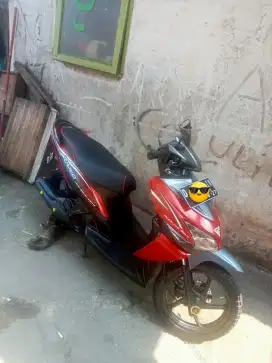 Vario 2012 isitmewa