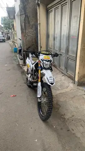 HONDA CRF TAHUN 2022