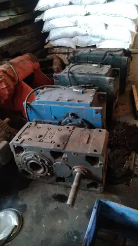 GEARBOX 1:12 BEKAS MESIN PRESS