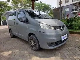 TDP Rendah Nissan Evalia 1.5 XV Bensin-AT 2013 Silver CUMJB